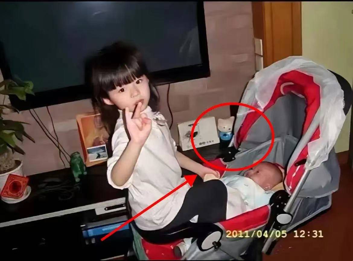 爸撒谎被拆穿雅安亲历者追问善款去向开元棋牌女星230万耳环后续：黄(图9)