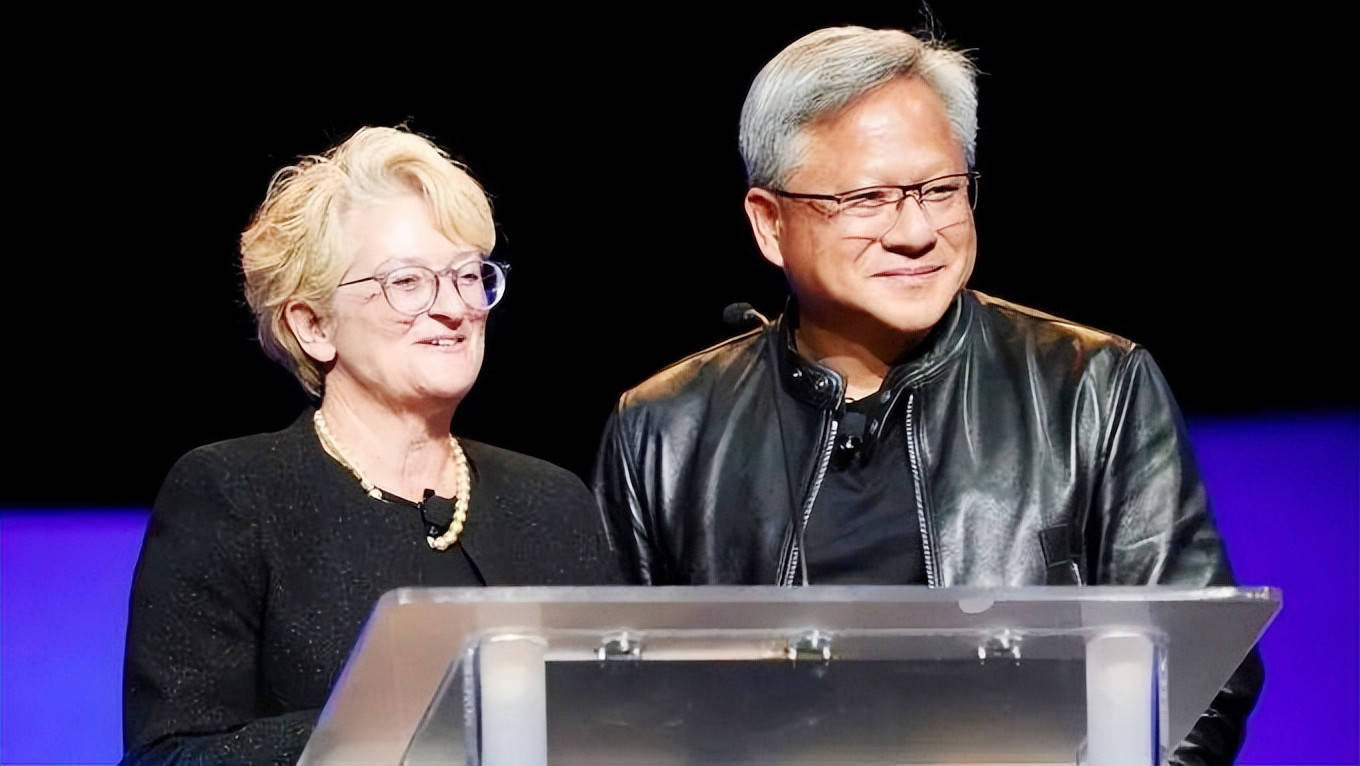 酒吧女儿当厨师黄敏珊穿搭是通勤风开元棋牌62岁黄仁勋挺宠妻儿子做(图9) 酒吧女儿当厨师黄敏珊穿搭是通勤风开元棋牌62岁黄仁勋挺宠妻儿子做(图9)