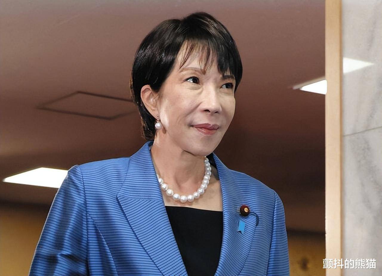 首相高市早苗的权力着装与配饰品牌开元棋牌只穿日本制造!深度盘点女(图6) 首相高市早苗的权力着装与配饰品牌开元棋牌只穿日本制造!深度盘点女(图6)