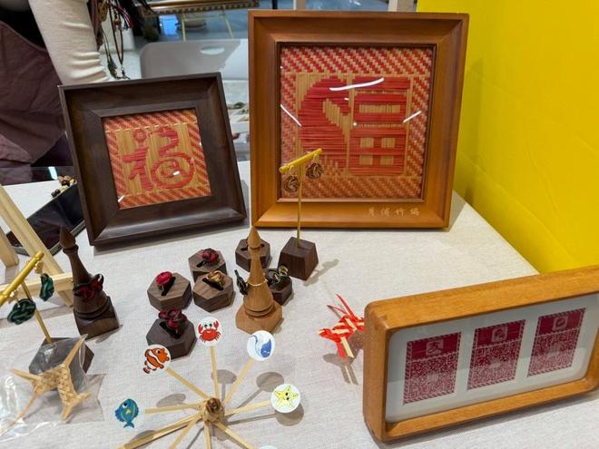 船模型集体亮相“流动的非遗”走进商圈开元棋牌app时尚的竹编、精致的古(图1)