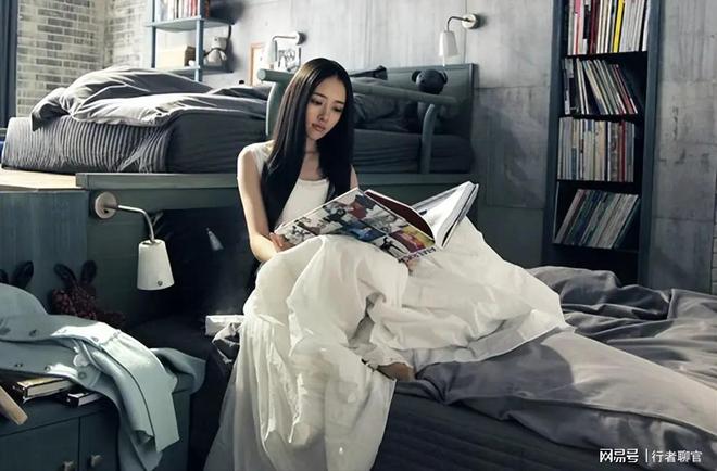 钱向佐带娃有时异地但豪门日子藏不住了开元棋牌试玩郭碧婷手撕谣言：婆婆给(图11)